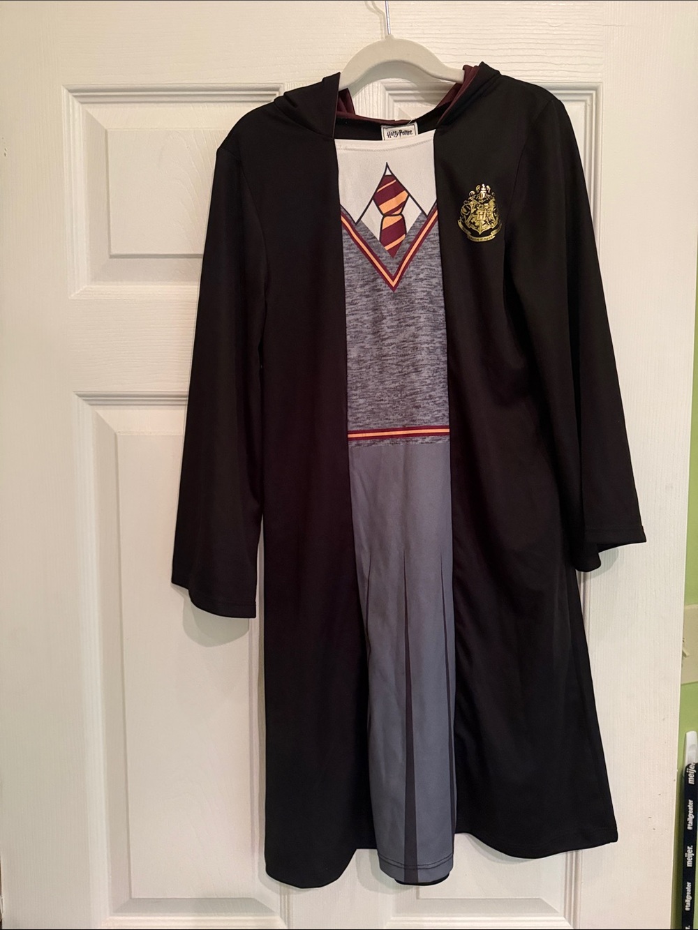 H&M Harry Potter Burgundy and White Kids' costume size 8-10
